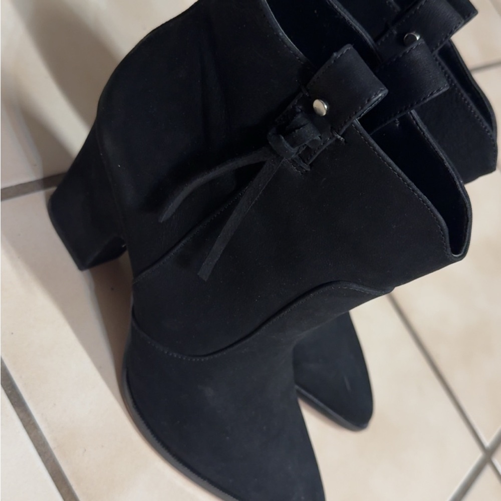 Sam Edelman Niomi Suede Western